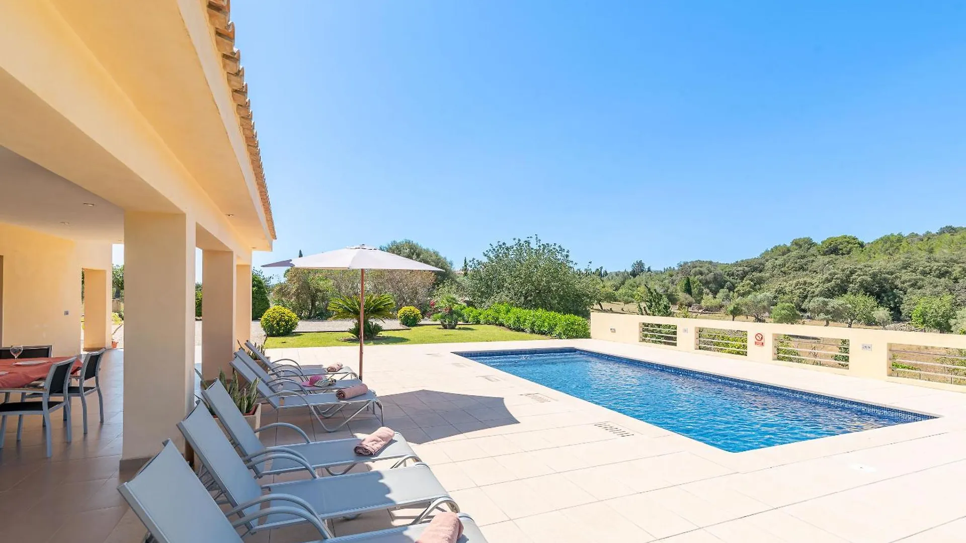 Villa Malagarba D'Enmig By Sealand Villas Pollenca Spain