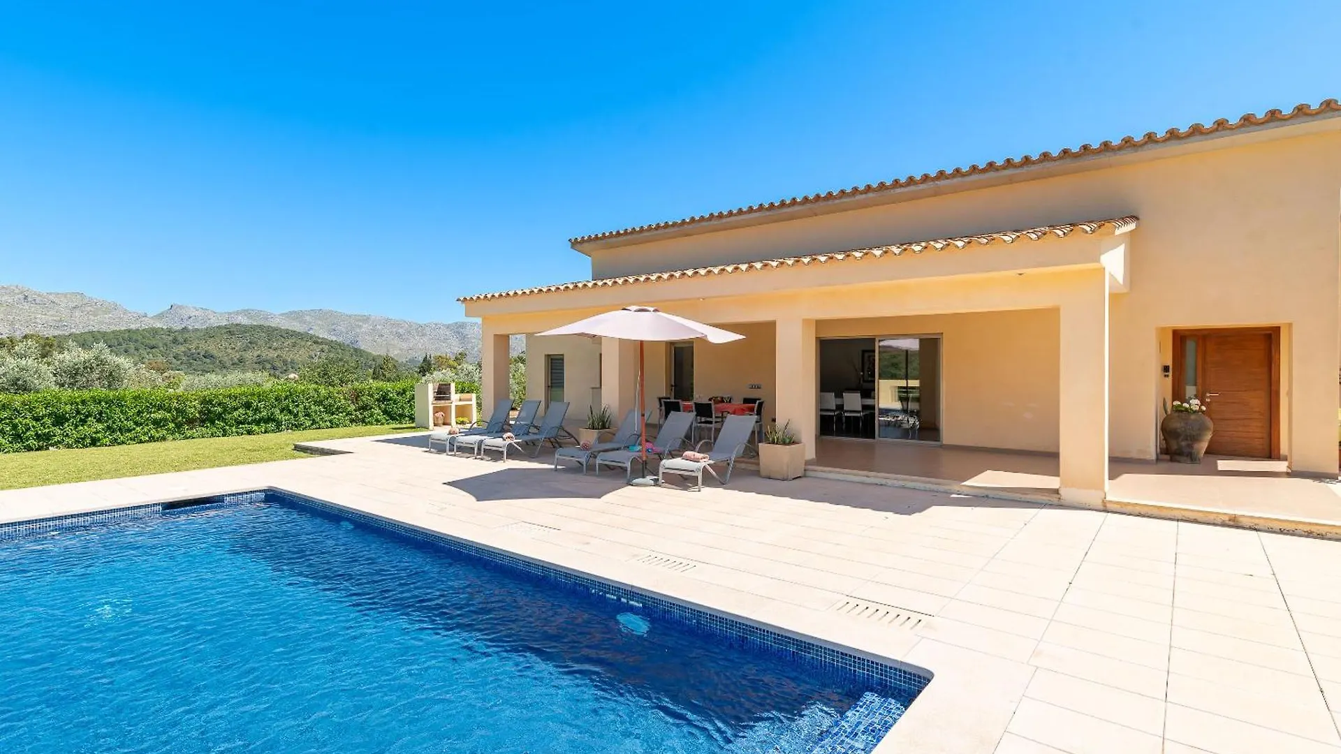Villa Malagarba D'Enmig By Sealand Villas Pollenca Spain